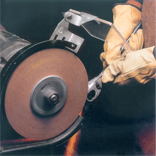 Scotch-Brite Cut & Polish Wheels, 6" Dia. x 1" W, 1" Arbor, Aluminum Oxide Pathway Supply LP