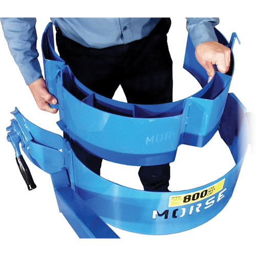 Ensemble de l&egrave;ve-baril manuel inclinable, Baril de 55 gal. US (45 gal. imp.), Capacit&eacute; 800 lb/363 kg Pathway Supply LP