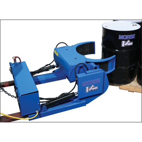 Manipulateur de baril mont&eacute; sur fourches Grip+Go &agrave; prise motoris&eacute;e, Baril de 15 - 55 gal. US (12,5 - 45 gal. imp.), Capacit&eacute; 1500 lb/680 kg Pathway Supply LP