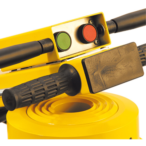 Mammut Jack, 110 Ton(s), Air Hydraulic Pathway Supply LP