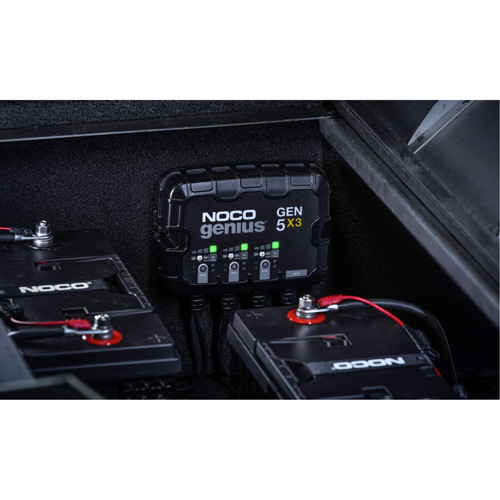 Chargeur de batterie embarqu&eacute; &agrave; 3 sorties de 15 amp&egrave;res Gen5X3 Genius Pathway Supply LP