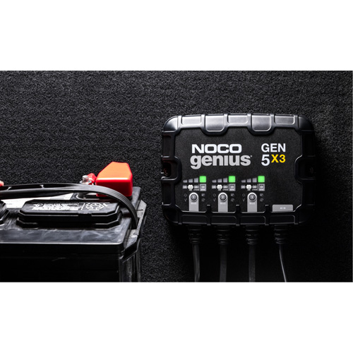Chargeur de batterie embarqu&eacute; &agrave; 3 sorties de 15 amp&egrave;res Gen5X3 Genius Pathway Supply LP