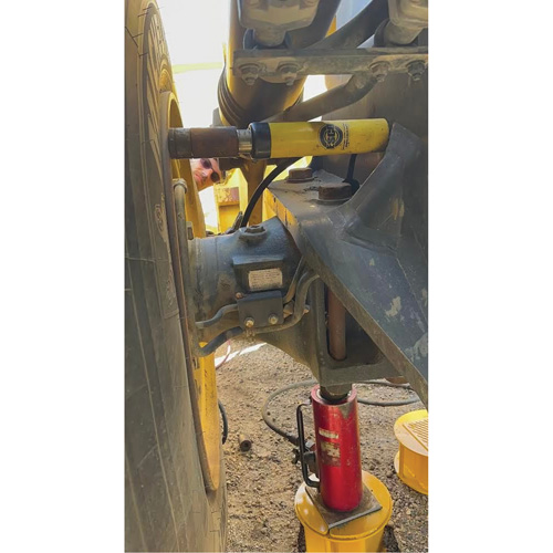 Single-Acting Cylinder Hydraulic Ram, 4.13" Stroke, 10 Ton(s) Capacity, 10000 PSI Pathway Supply LP
