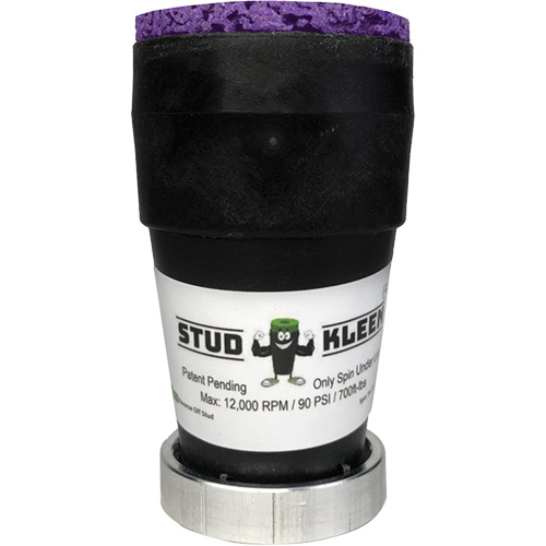 Outil de nettoyage pour moyeux, goujons et roues &agrave; entraînement par chocs STUD KLEEN Pathway Supply LP