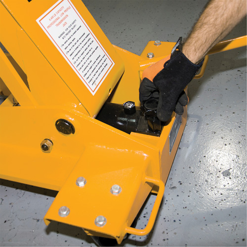 Cric de transmission Yellow Jackit, Cap. de levage 2,2 tonnes Pathway Supply LP