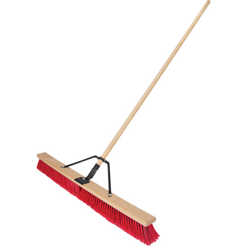 Balai-brosse &agrave; manche renforc&eacute;, 36", Moyen, Soies PVC Pathway Supply LP