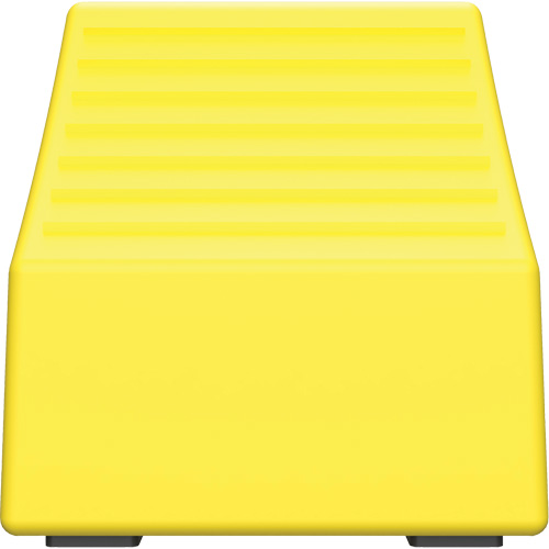 Cale de roue ultra-robuste pour l'exploitation mini&egrave;re Checkers Safety, PEHD, Jaune, 14-1/2" la x 17-1/2" p x 16" h Pathway Supply LP