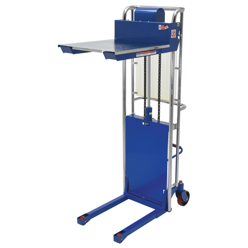 Gerbeur Hefti-Lift, M&eacute;canisme Pompe au pied, Capacit&eacute; de 880 lb, Levage max de 59" Pathway Supply LP