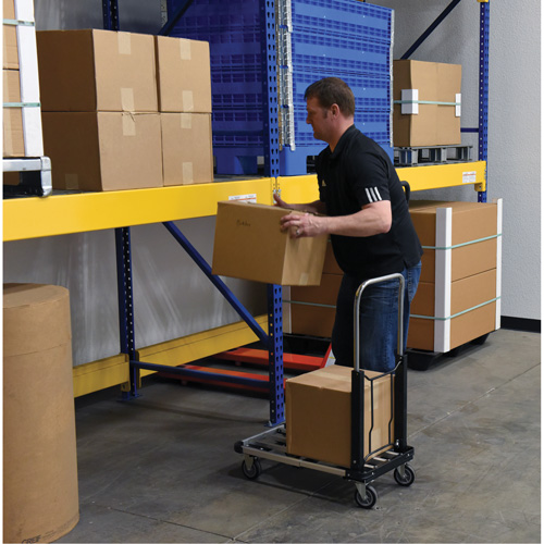 Chariot &agrave; plateforme repliable, Acier inoxydable, 300 lb, 28" lo x 16" la, Hauteur 33-1/2" Pathway Supply LP