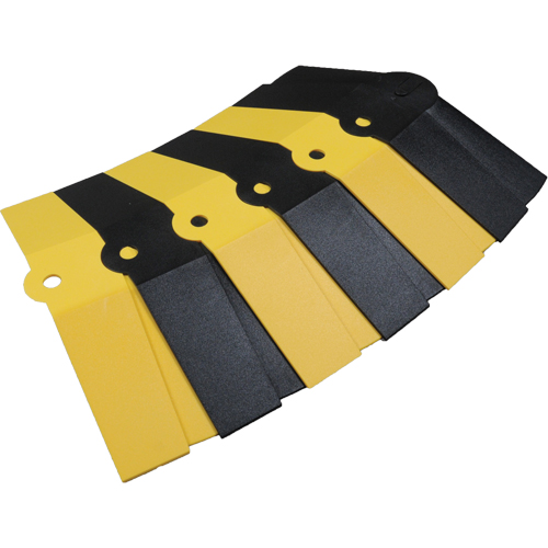 Syst&egrave;me de protection de c&acirc;bles Ultra-Sidewinder - grand , 14,125" x 13,675" x 2,13", 13500 lb (6,75 tons) Pathway Supply LP