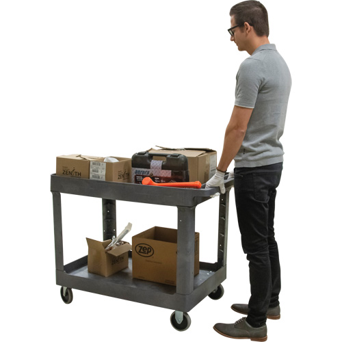 Chariot utilitaire pour l'entretien, 2 tiers, 24-5/8" x 32-1/2" x 40", Capacit&eacute; 550 lb Pathway Supply LP
