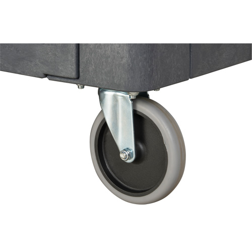 Chariot utilitaire pour l'entretien avec tablette plate, 2 tiers, 25-1/4" x 32-1/4" x 44", Capacit&eacute; 550 lb Pathway Supply LP