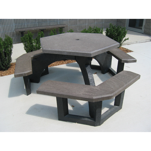 Tables de pique-nique hexagonales en plastique recycl&eacute;, 78" lo x 78" la, Brun Pathway Supply LP