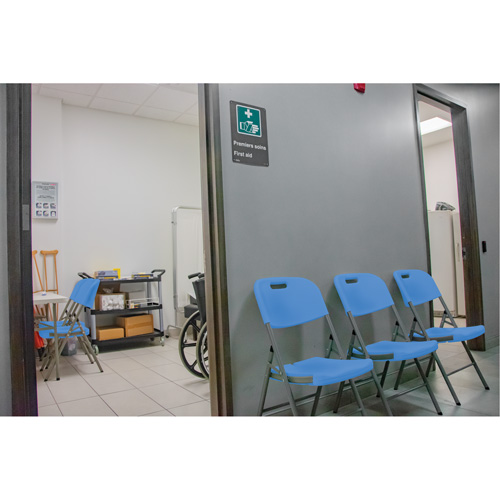 Chaise pliante, Poly&eacute;thyl&egrave;ne, Bleu, Capacit&eacute; 350 lb Pathway Supply LP
