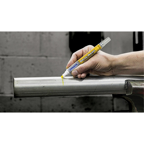 Marqueur de peinture avec pointe moyenne Brite-Mark, Liquide, Jaune Pathway Supply LP