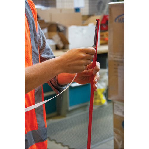 Baguette d'enfilage pour palette de feuillard Pathway Supply LP