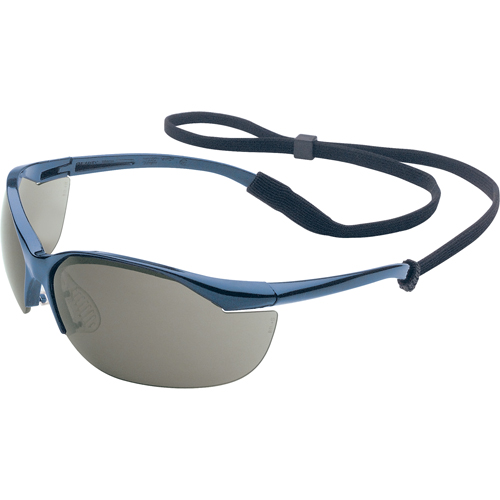 Lunettes de s&eacute;curit&eacute; Uvex Vapor, Lentille Grise/fum&eacute;e, Anti-&eacute;gratignures, ANSI Z87+/R&eacute;pond ou surpasse la norme CSA Z94.3 Pathway Supply LP