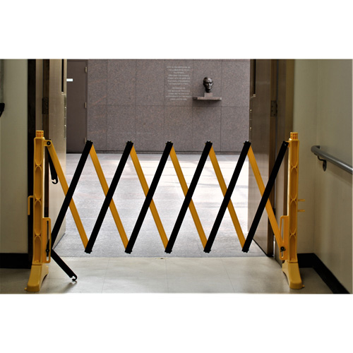 Xpandit Barricade, 36" H x 11.5' L, Black/Yellow Pathway Supply LP