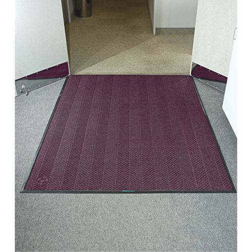 Tapis Waterhog Eco Elite, Essuie-pieds/grattoir, 4' x 8' x 3/8", Marron Pathway Supply LP