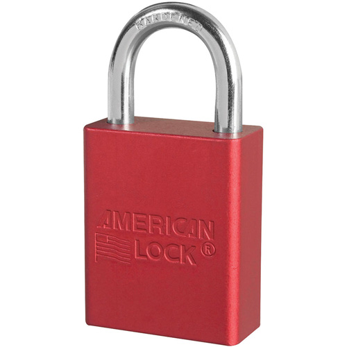 Cadenas de s&eacute;curit&eacute; American Lock, Rouge, Cl&eacute;s diff&eacute;rentes, Aluminium, Largeur de 1-1/2" Pathway Supply LP