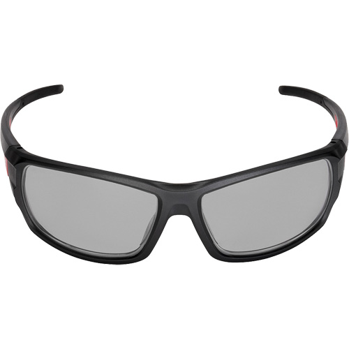 Lunettes de s&eacute;curit&eacute; performantes, Lentille Gris, Antibu&eacute;e, ANSI Z87+/R&eacute;pond ou surpasse la norme CSA Z94.3 Pathway Supply LP