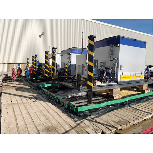 Ultimate Copolymer 2000 Ultra-Containment Berm&reg;, 748 US gal. Capacity, 10' W x 10' L x 12" H, Hinge Bracket Pathway Supply LP