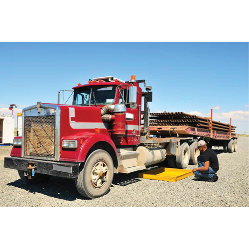 Flexible Ultra-Utility Tray&reg;, 42" L x 42" W x 4.8" H, 18 US gal. Spill Capacity Pathway Supply LP