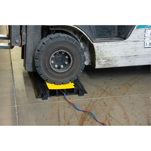 Polyurethane Cable Protector, 3 Channels, 35.43" L x 19.69" W x 3" H Pathway Supply LP