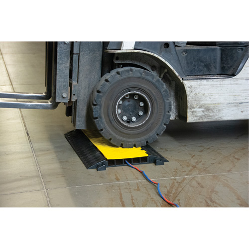 Polyurethane Cable Protector, 5 Channels, 35.43" L x 19.69" W x 2" H Pathway Supply LP