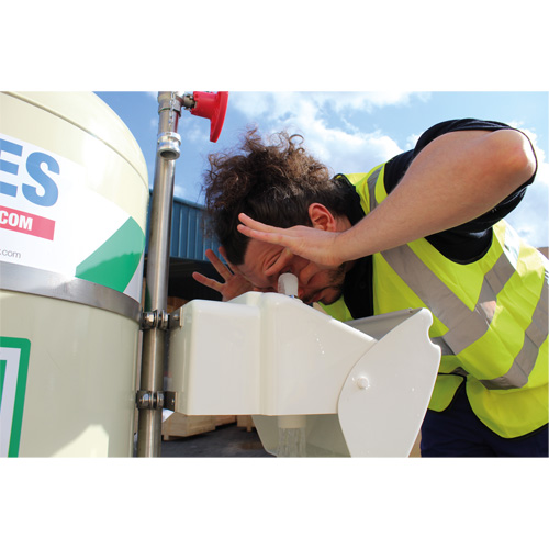 Douche d'urgence mobile et ind&eacute;pendant avec douche oculaire et faciale, Capacit&eacute; 30 gal., Conformit&eacute; Aucune Pathway Supply LP