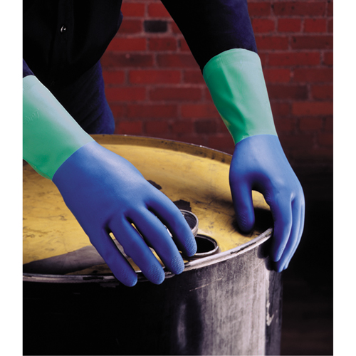Gants Protector, Taille 6/Petit/6,5, 13" lo, Nitrile/Latex de caoutchouc, Doublure en Ouat&eacute;e, 28 mils Pathway Supply LP