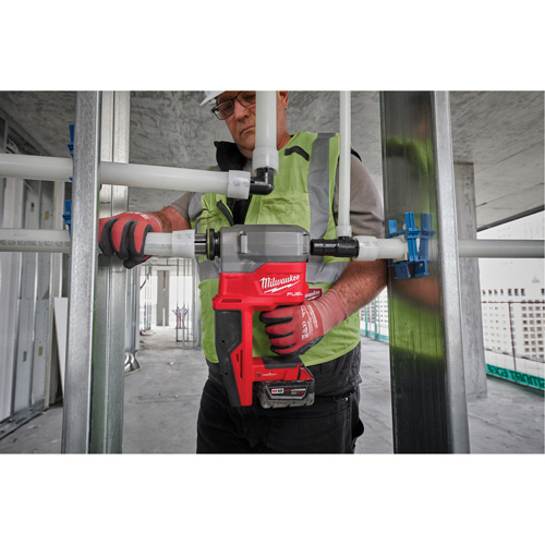 M18 Fuel ProPEX&reg; Cordless Expander Kit with One-Key Pathway Supply LP