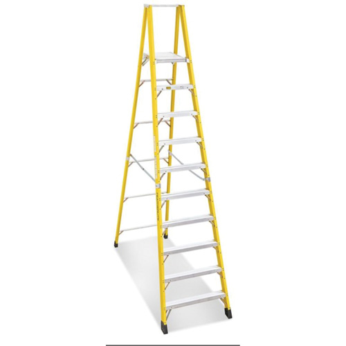 Industrial Heavy-Duty Platform Stepladders (6500 Series), 12', 300 lbs. Cap. Pathway Supply LP