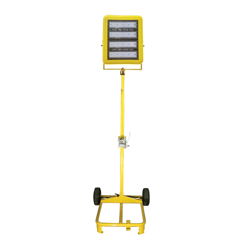 Chariot d'&eacute;clairage &agrave; t&ecirc;te unique avec treuil, DEL, 200 W, 30000 lumens, Boîtier en Aluminium Pathway Supply LP