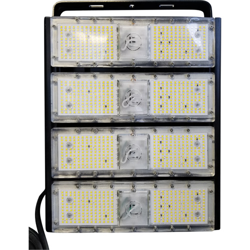 T&ecirc;te de lampe, DEL, 200 W, 30000 lumens, Boîtier en Aluminium Pathway Supply LP