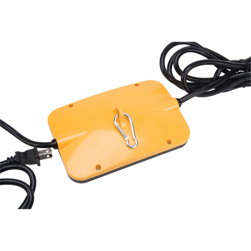 Chaîne de baladeuses DEL, 5 Lumi&egrave;res, 50' lo, Boîtier en Plastique Pathway Supply LP