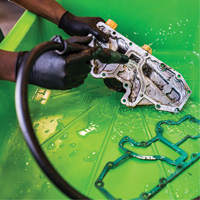 Nettoyant et d&eacute;graissant naturel CB 100 ALU, Bouteille &agrave; g&acirc;chette Pathway Supply LP