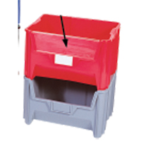 Fen&ecirc;tre transparente pour contenant empilable g&eacute;ant Pathway Supply LP