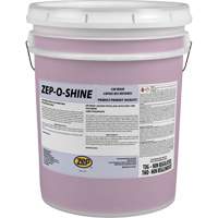 Savon d&eacute;tergent et cire pour voiture Zep-O-Shine Pathway Supply LP