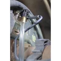 Trousse de purge de freins par aspiration Pathway Supply LP