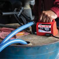 Pompe de transfert de carburant 12 V CC avec pistolet Pathway Supply LP