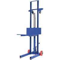 Gerbeur hydraulique &agrave; plateforme, M&eacute;canisme Pompe au pied, Capacit&eacute; de 400 lb, Levage max de 51-1/8" Pathway Supply LP
