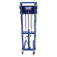 Gerbeur Hefti-Lift, M&eacute;canisme Pompe au pied, Capacit&eacute; de 1500 lb, Levage max de 63" Pathway Supply LP
