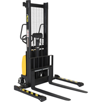 Gerbeur pour chariot &eacute;l&eacute;vateur, Fonctionnement &eacute;lectrique, Capacit&eacute; 2000 lb, Lev&eacute;e max 63" Pathway Supply LP