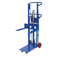Empileur &agrave; plateforme, M&eacute;canisme Pompe au pied, Capacit&eacute; de 750 lb, Levage max de 52" Pathway Supply LP