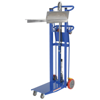 Gerbeur &agrave; plateforme hydraulique, M&eacute;canisme Pompe au pied, Capacit&eacute; de 750 lb, Levage max de 52" Pathway Supply LP