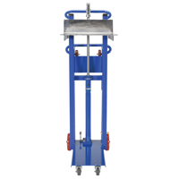 Gerbeur &agrave; plateforme hydraulique, M&eacute;canisme Pompe au pied, Capacit&eacute; de 750 lb, Levage max de 52" Pathway Supply LP