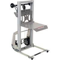 Appareil de levage portatif en aluminium, M&eacute;canisme Pompe au pied, Capacit&eacute; de 200 lb, Levage max de 61" Pathway Supply LP