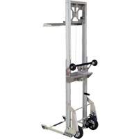 Appareil de levage portatif en aluminium, M&eacute;canisme Pompe au pied, Capacit&eacute; de 200 lb, Levage max de 61" Pathway Supply LP