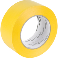 Rubans adh&eacute;sifs en vinyle 3903, 50 mm (2") la x 45,5 m (149,25') lo, 6,3 mils, Jaune Pathway Supply LP